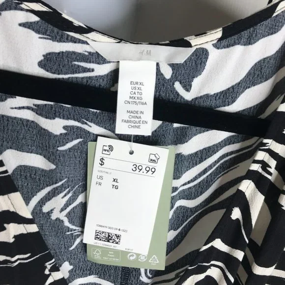 NWT H&M Women's Animal Print Dress Black/White ~ Size XL - Picture 7 of 7